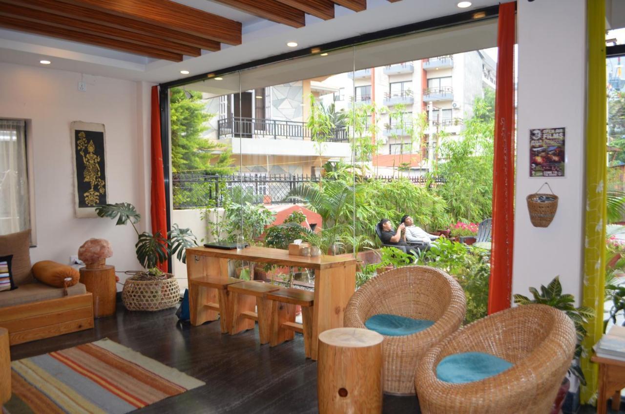 Hotel Karuna Pokhara Ngoại thất bức ảnh