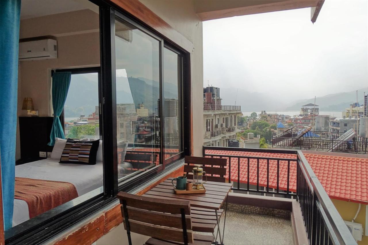 Hotel Karuna Pokhara Ngoại thất bức ảnh