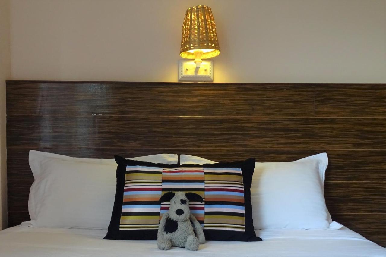 Hotel Karuna Pokhara Ngoại thất bức ảnh