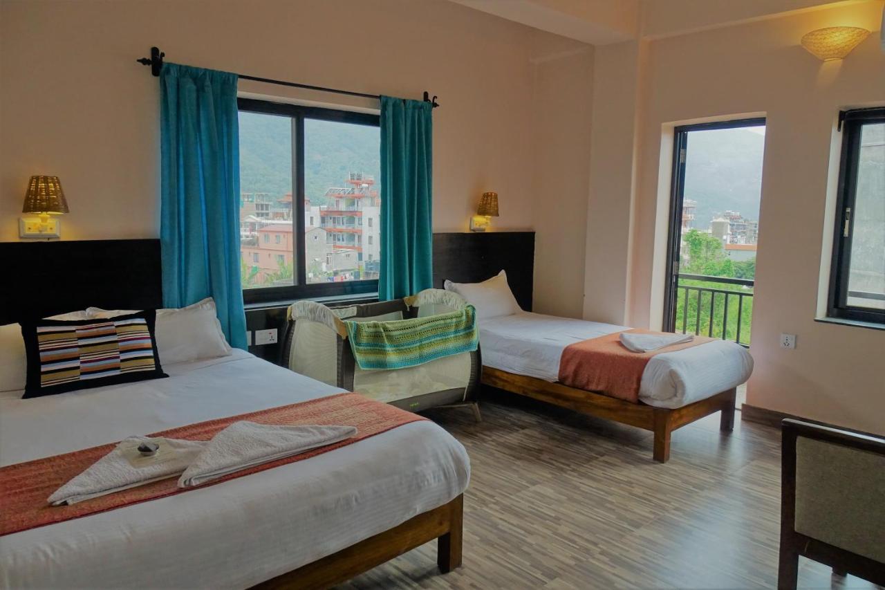 Hotel Karuna Pokhara Ngoại thất bức ảnh
