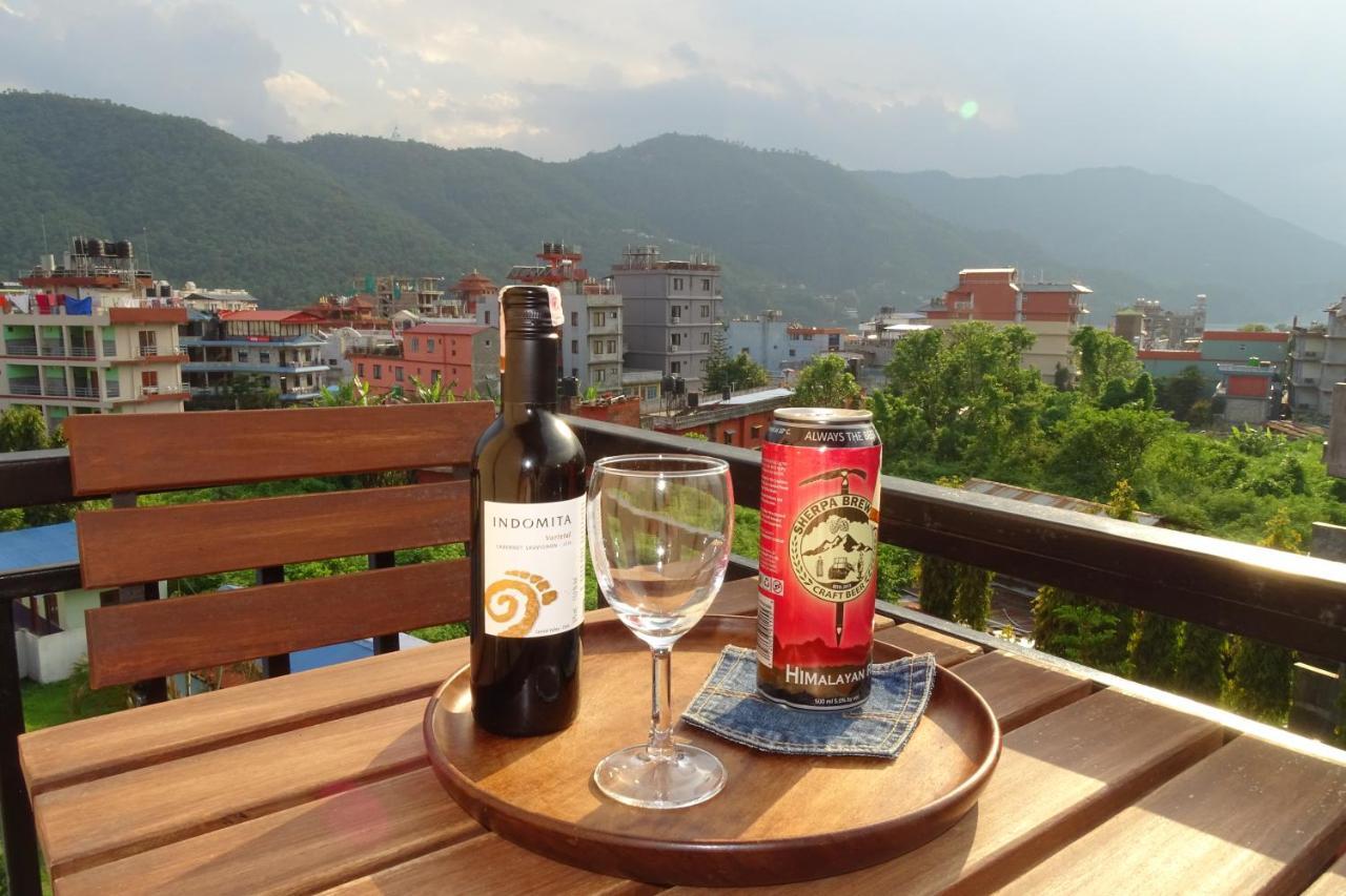 Hotel Karuna Pokhara Ngoại thất bức ảnh