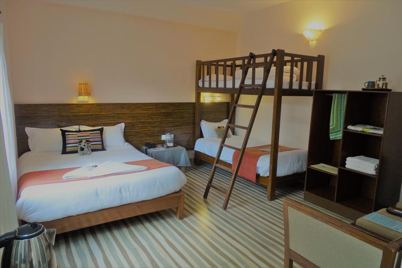 Hotel Karuna Pokhara Ngoại thất bức ảnh
